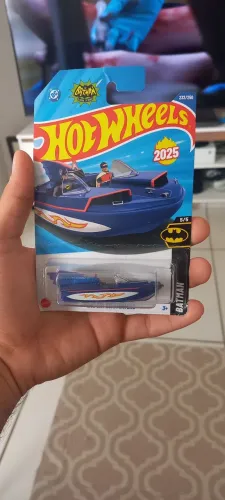 Miniatura Boat do Batman Hot Wheels 