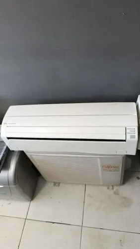 Ar-condicionado split inverter 12.000 BTUs