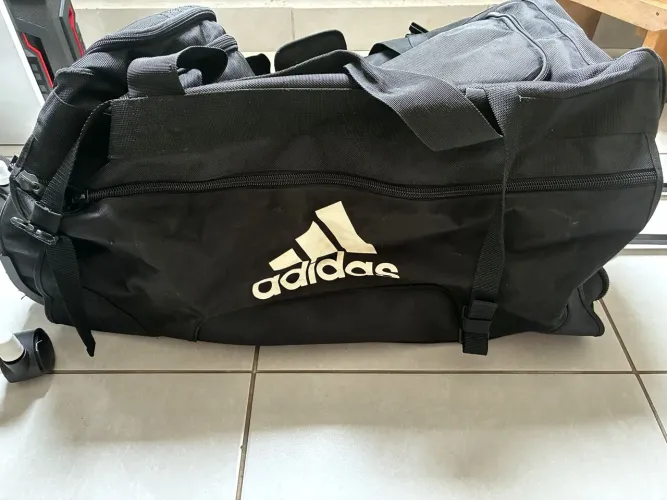 Mala Adidas