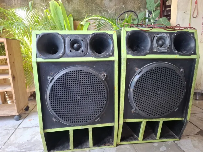 Vendo Caixas de Som