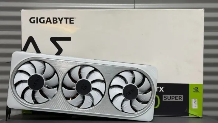 RTX 4070 Super Gigabyte Aero 12Gb