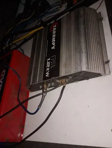 Vendo módulo mais médio grave da Eros 500 rms 