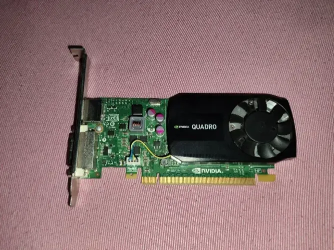 Placa de video: Nvidia - Quadro K620 2GB GDDR3 128 bits
