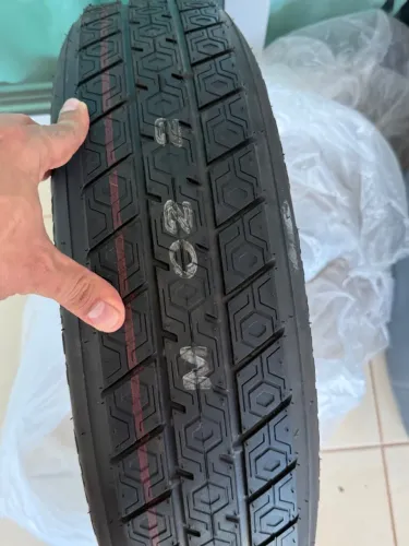 Pneu para estep Jeep e Fiat temporário t165/80 D17 Good year