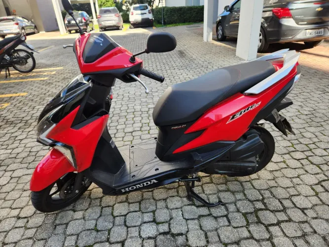 Vendo moto elite 2024.particular
