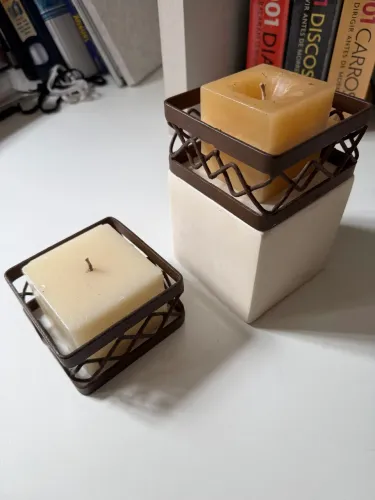 Porta-velas com velas