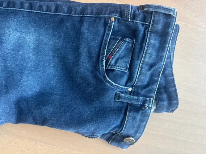 Calça Jeans Skinzee Marinho Diesel Nova