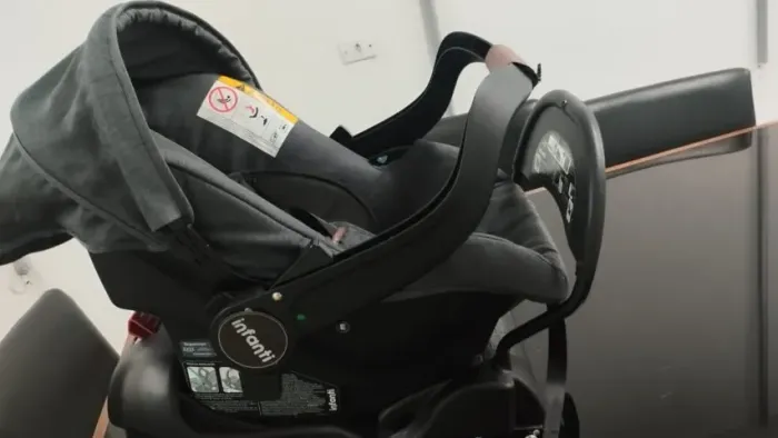 Bebê conforto Infanti com Isofix