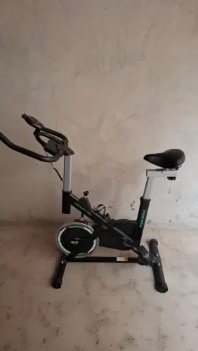 Bike ergométrica URBANFIT PRO - Semi profissional / Semi nova