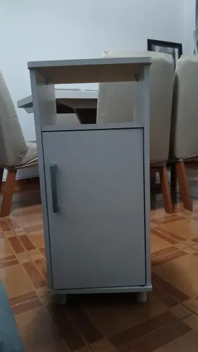 Armarinho multiuso (pgto só pix ou dinheiro)