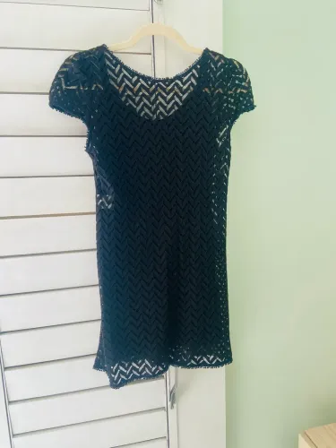 Vestido Farm em tricô + vestido forro preto P