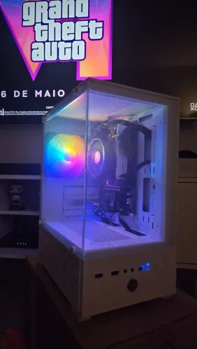 Computador AMD Ryzen 5600GT 8GB DDR4 Kingston 120GB SSD 500GB HD Wifi6E+Bluetooth
