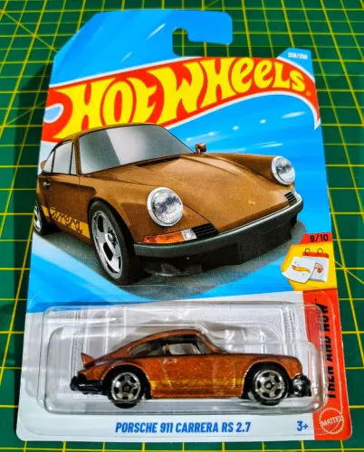 Hot Wheels - Porsche 911 Carrera RS 2.7 (marrom)