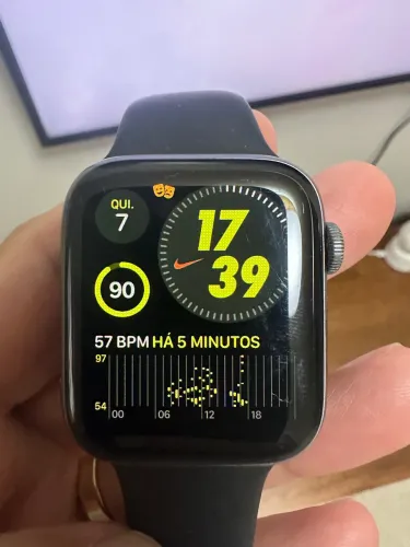 Apple Watch Serie 4 Cinza espacial