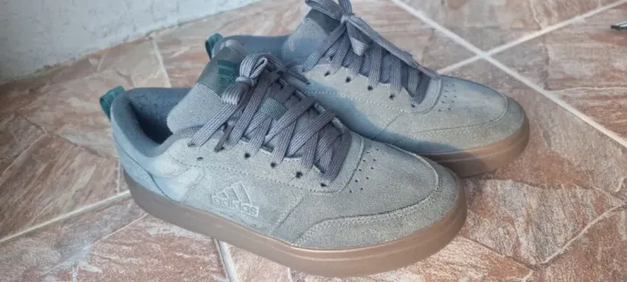 Tênis adidas original masculino - tamanho 39
