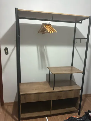Vendo Guarda-roupa Arara