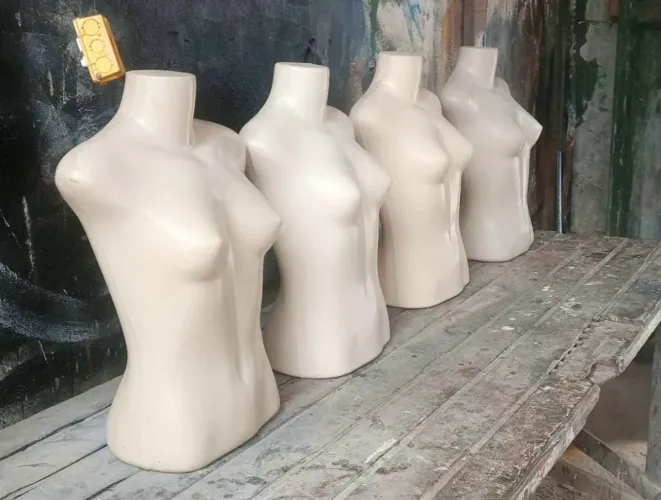 Manequins