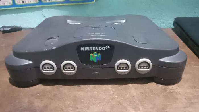Console Nintendo 64.