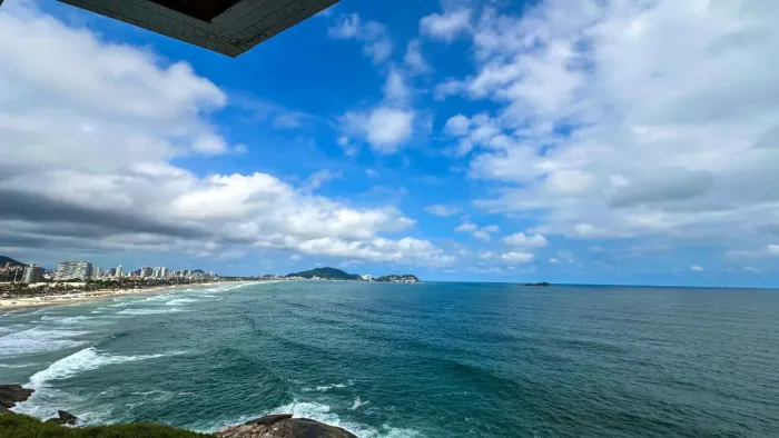 Apartamento À VENDA NA PRAIA DE PITANGUEIRAS FRENTE MAR, Morro do Maluf - Guarujá