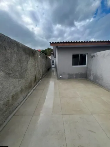 Casa com 2 dormitórios para alugar por R$ 1.840/mês - Cidade Industrial - Curitiba/PR