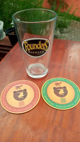 Copo Pint USA Cerveja Founders importado oficial 473 ml Novo item único