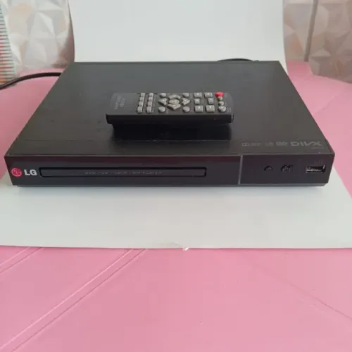 DVD Player LG DP132 com Controle Remoto e Entrada USB