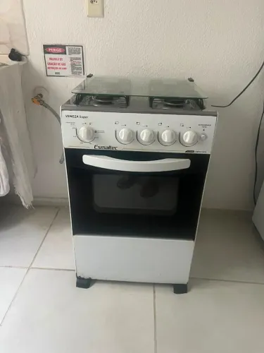 Fogão 4 bocas, semi usado em boas condições