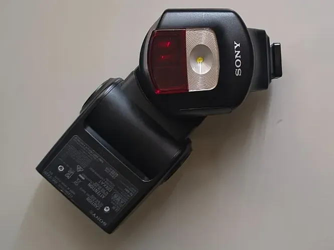 Flash Sony F43M semi novo