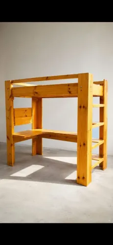 Vendo cama escritório de madeira naval.