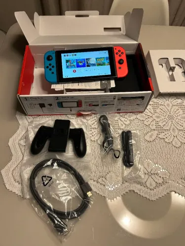 Nitendo switch v2 Desbloqueado Novíssimow com milhares de jogos instalados