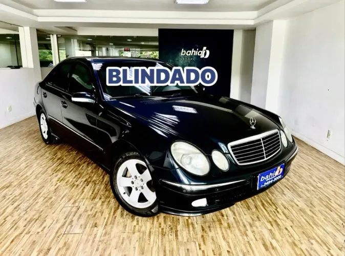 Mercedes-Benz E-320 Touring Avantgarde 24V V6 5P Aut. 2004