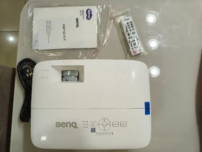 Super Oferta !! Vendo Projetor Benq MS550 (SVGA 800 x 600, HDMI, DLP, 3600 Lumens)