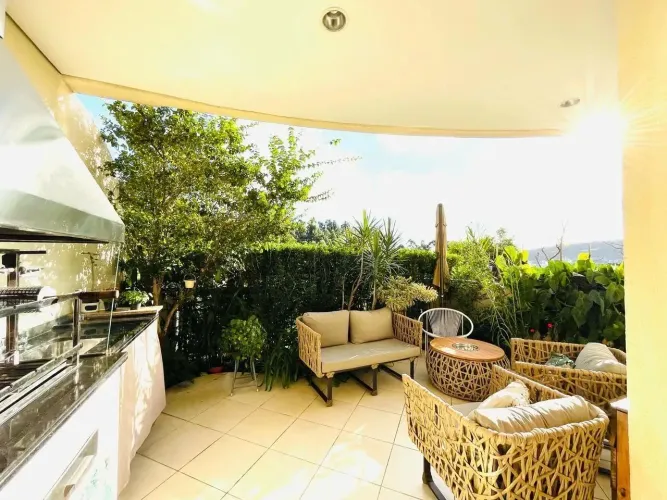 Jardins de Tamboré. -  Apartamento de 100m² + 19 m2 de quintal no Jardins de Tamboré  Opor