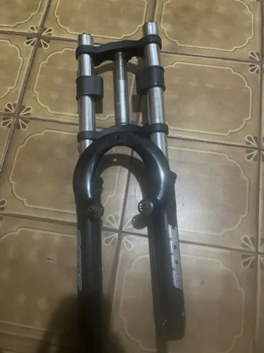 Vendo amortecedor dois andar, aro 24