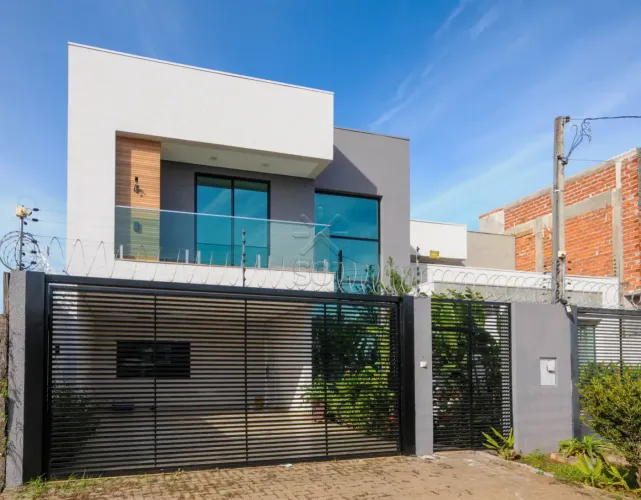 Sobrado para locação anual no Jardim Panorama, Foz do Iguaçu/PR - 189,35 m², 3 suítes