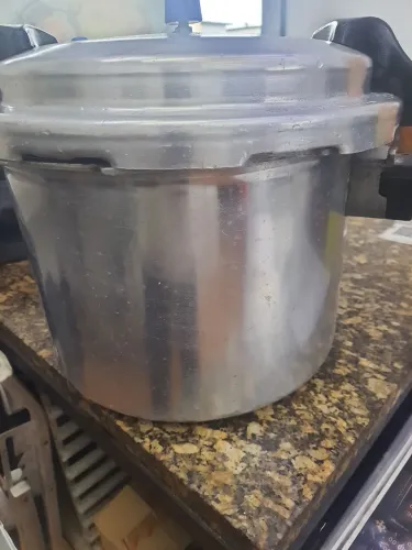Panela de pressão 20 litros 