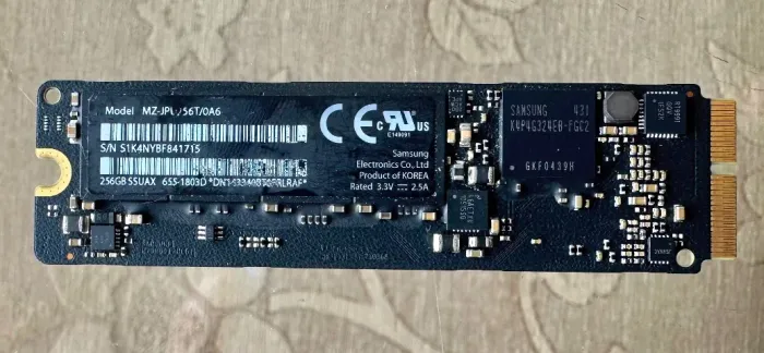 Original APPLE SSD SAMSUNG MZ-JPU256T/0A6 256GB
