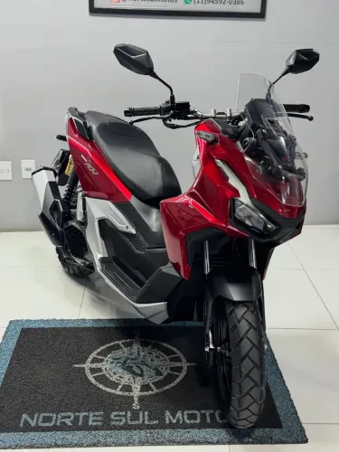 Honda adv 160 ano 2025