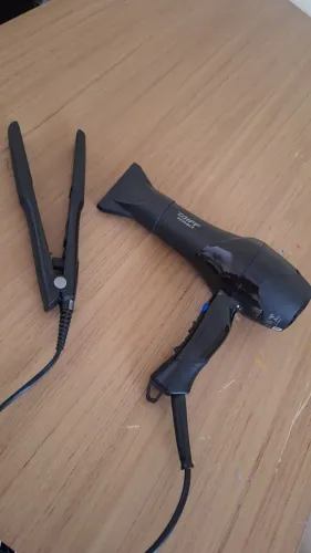 Kit secador profissional e chapinha 180° TAIFF