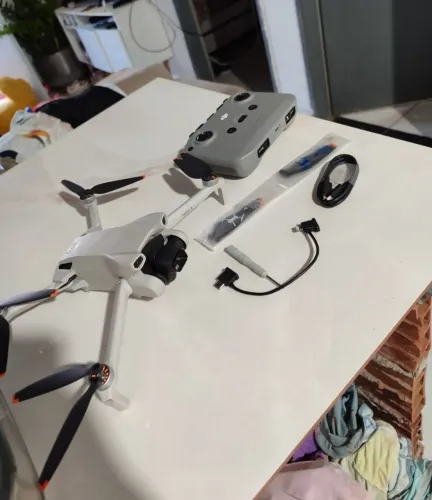 Drone dji mini 3 