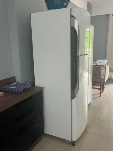 Geladeira panassonic espaçosa Gela super bem Foos free