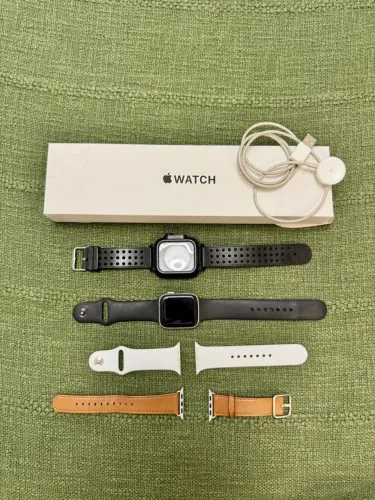 Relógio Apple Watch SE 44 mm