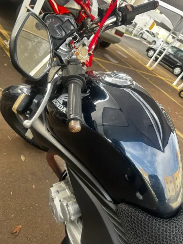Vendo Honda CB 300R 2012