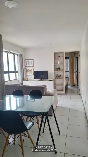 Flat mobiliado de 42m² em Boa Viagem: a 5 min do Shopping Recife e 2 quadras da praia!