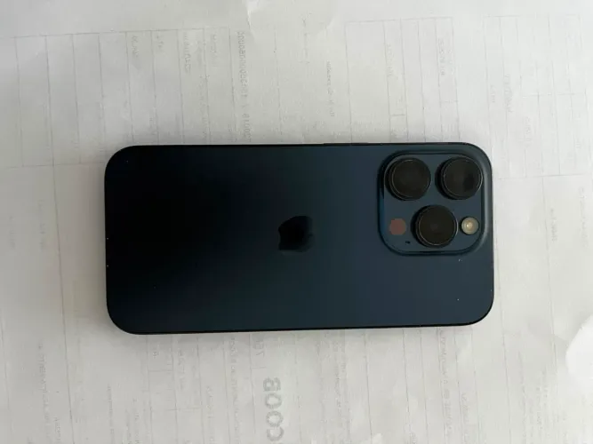 iPhone 15 pro 256g azul