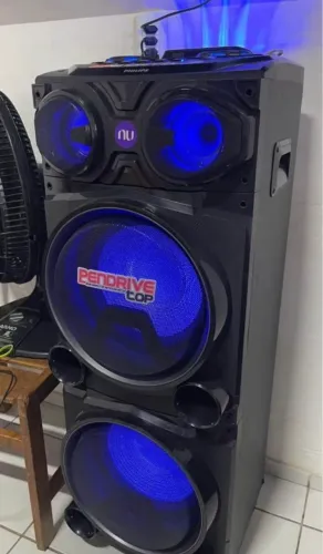 Caixa de som Philips Paracuru
