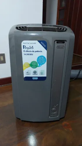 Ar-Condicionado Portátil DeLonghi Pinguino Silent 14.500 BTU 127V PAC AN145RF