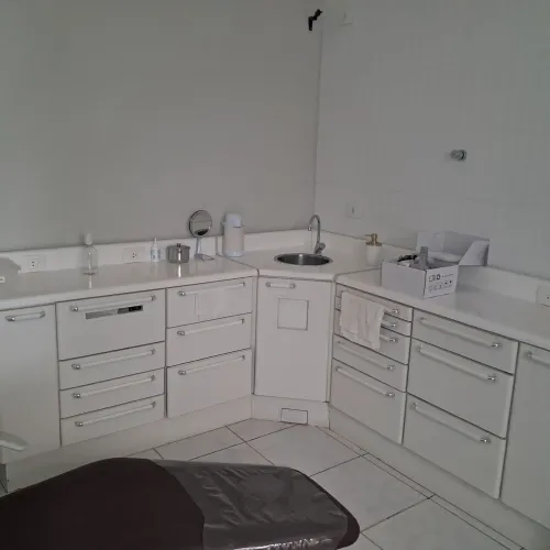 Armário odontológico 7 módulos 