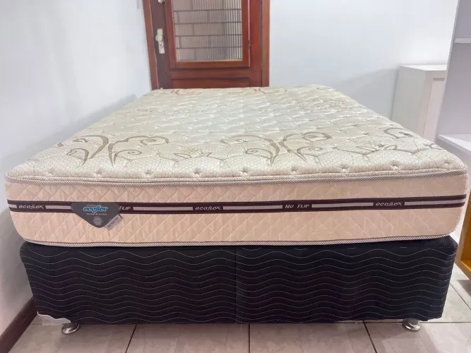 Cama box casal ( entrego)