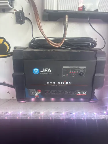 Fonte automotiva de som 500 reais nova 